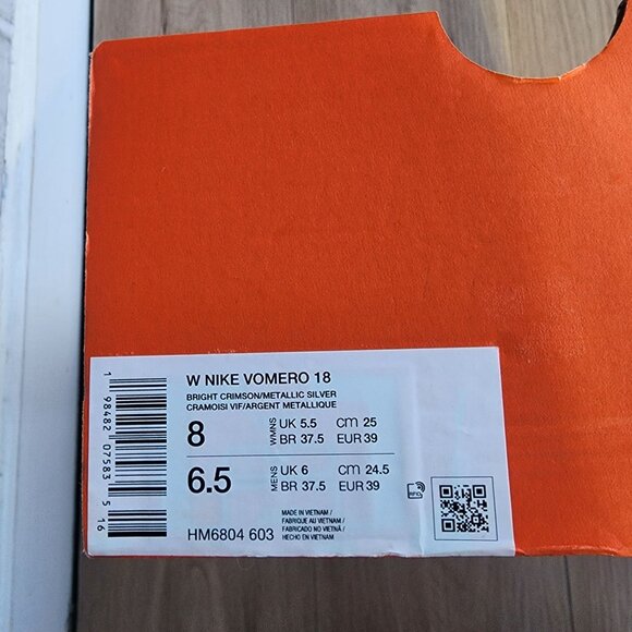 Nike ZoomX Womens Road Running Shoes Red White Sz 8 Sneaker Athletic HM6804-603 - Picture 13 of 14